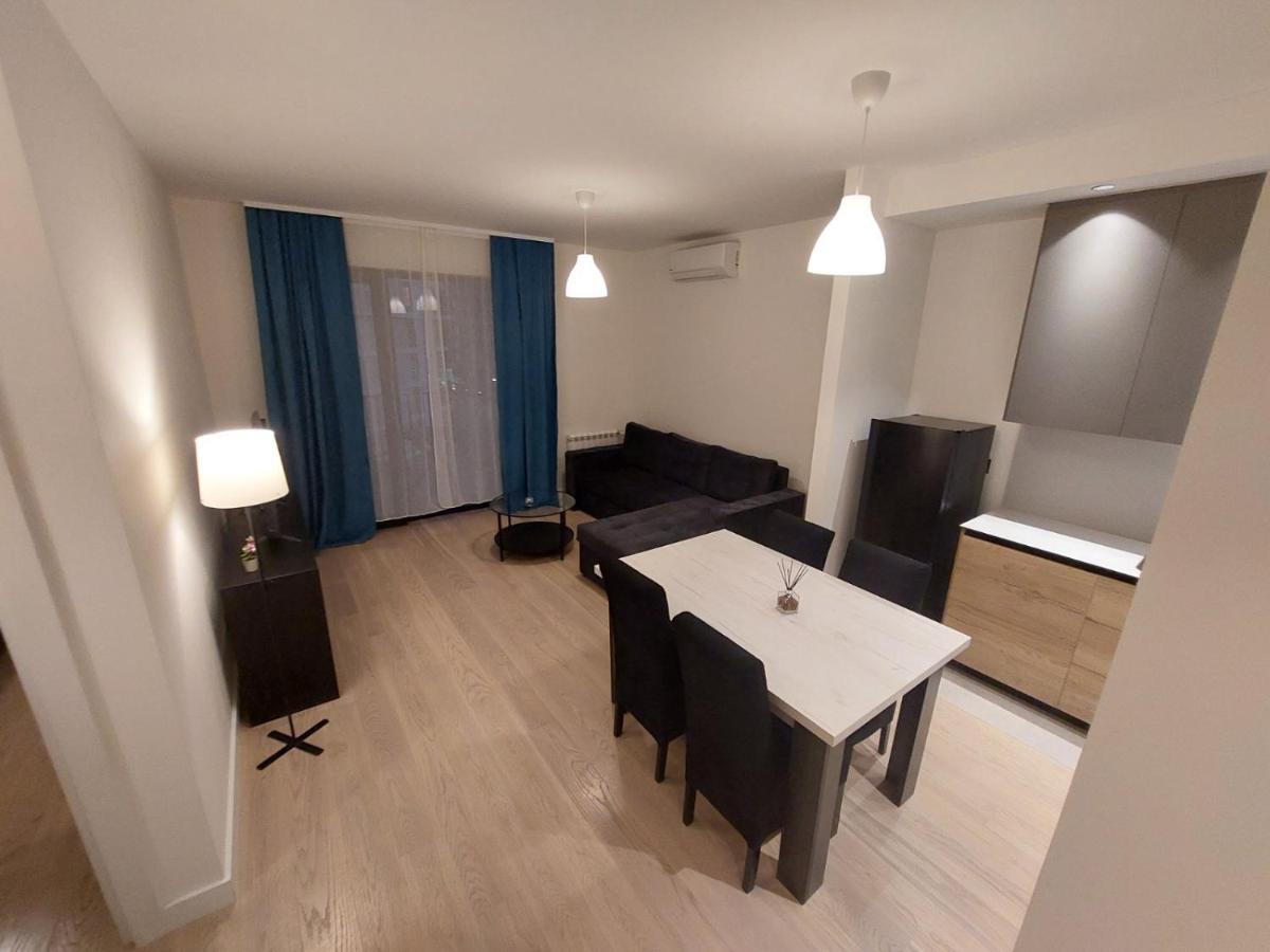 Apartman Irma Sajmiste Exterior foto